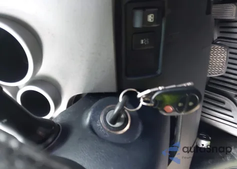 2010 Toyota Tundra Grade 5.7L V8 из США, поврежденный, VIN 5TFEY5F11AX093616